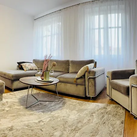 Cozy Corner Warminska