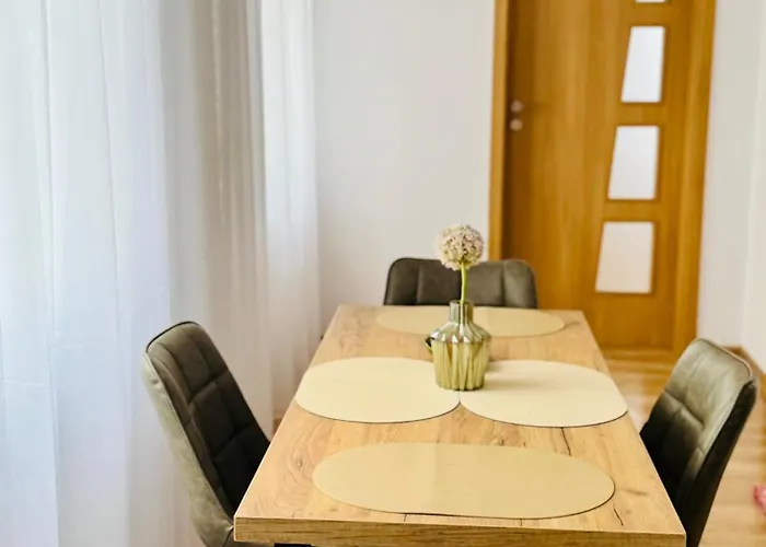 Cozy Corner Warminska